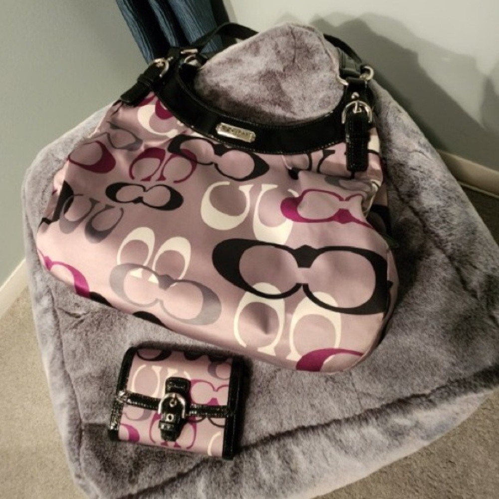 Coach Signature fabric hobo bag with trifold wallet